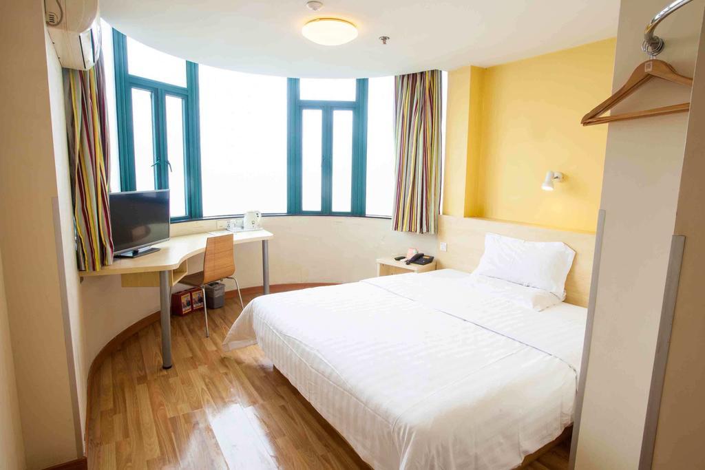 7Days Inn Chongqing Nanping Pedestrian Street Δωμάτιο φωτογραφία
